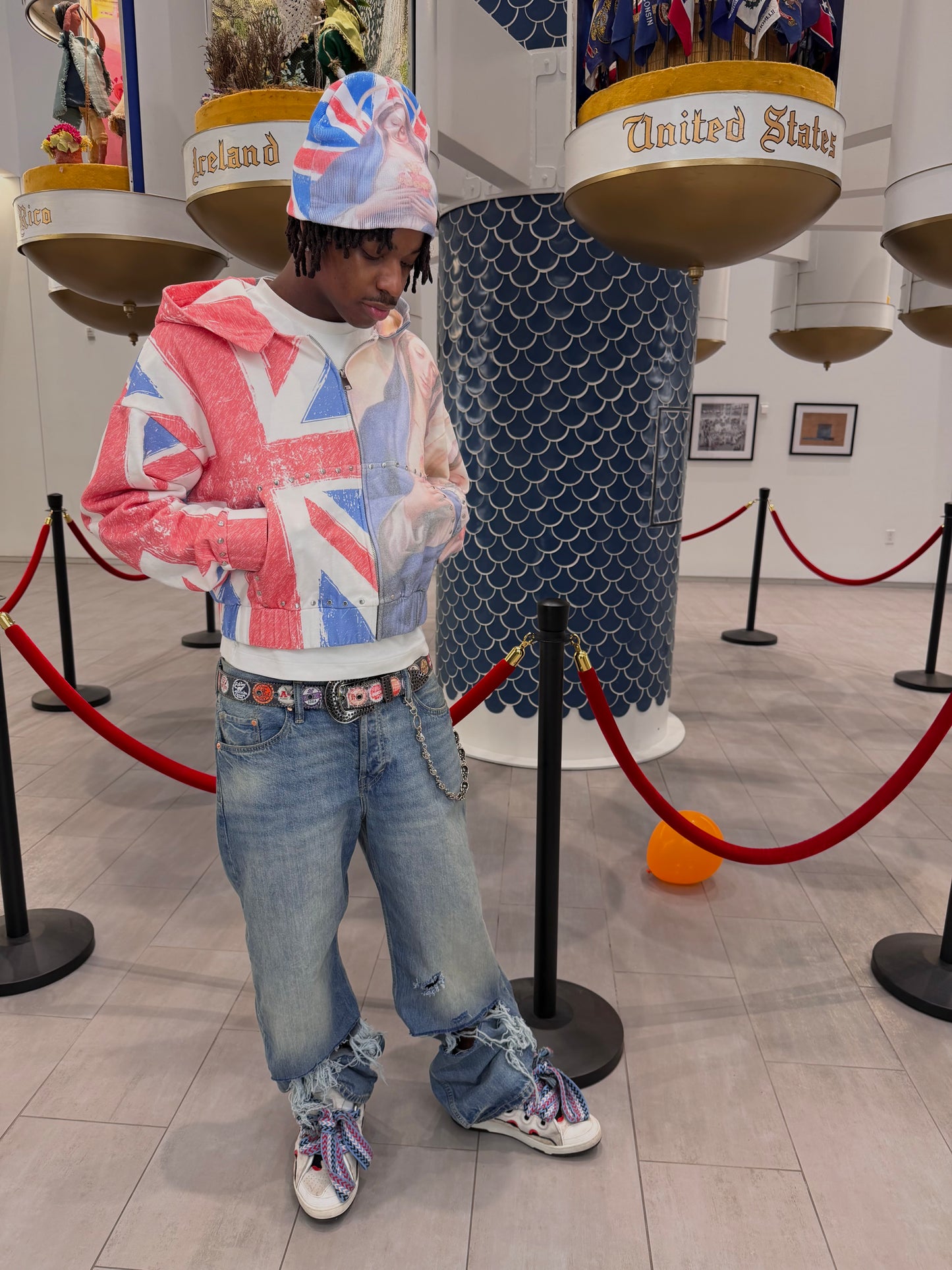 “ UK SAINT MARY “ ZIP CROPPED HOODIE